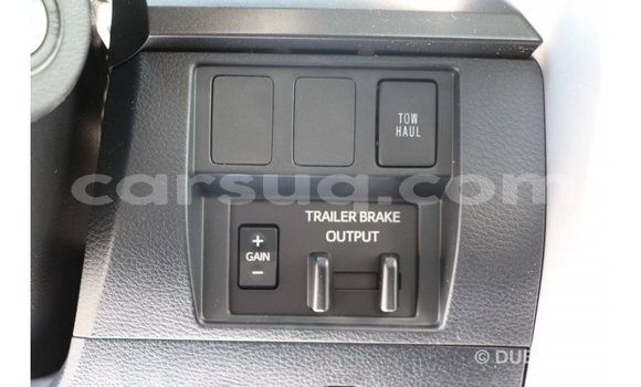 Acheter Import Voiture Toyota Tundra Blanc à Import - Dubai, Barh el Gazel Acheter Import Voiture Toyota Tundra Blanc à Import - Dubai, Barh el Gazel