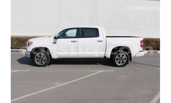Acheter Import Voiture Toyota Tundra Blanc à Import - Dubai, Barh el Gazel Acheter Import Voiture Toyota Tundra Blanc à Import - Dubai, Barh el Gazel