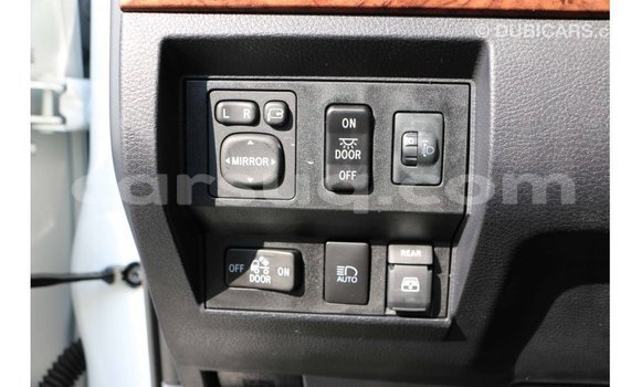 Acheter Import Voiture Toyota Tundra Blanc à Import - Dubai, Barh el Gazel Acheter Import Voiture Toyota Tundra Blanc à Import - Dubai, Barh el Gazel