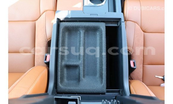 Acheter Import Voiture Toyota Tundra Blanc à Import - Dubai, Barh el Gazel Acheter Import Voiture Toyota Tundra Blanc à Import - Dubai, Barh el Gazel