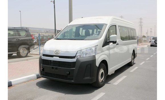 Acheter Import Voiture Toyota Hiace Blanc à Import - Dubai, Barh el Gazel Acheter Import Voiture Toyota Hiace Blanc à Import - Dubai, Barh el Gazel