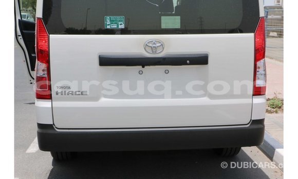 Acheter Import Voiture Toyota Hiace Blanc à Import - Dubai, Barh el Gazel Acheter Import Voiture Toyota Hiace Blanc à Import - Dubai, Barh el Gazel