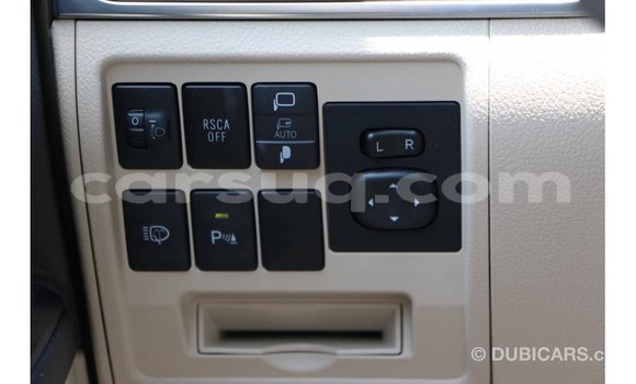 Acheter Import Voiture Toyota Land Cruiser Blanc à Import - Dubai, Barh el Gazel Acheter Import Voiture Toyota Land Cruiser Blanc à Import - Dubai, Barh el Gazel