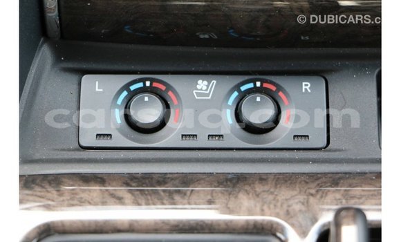 Acheter Import Voiture Toyota Alphard Blanc à Import - Dubai, Barh el Gazel Acheter Import Voiture Toyota Alphard Blanc à Import - Dubai, Barh el Gazel