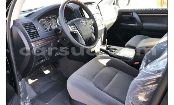 Buy Import Toyota Land Cruiser Black Car in Import - Dubai in Barh el Gazel Buy Import Toyota Land Cruiser Black Car in Import - Dubai in Barh el Gazel