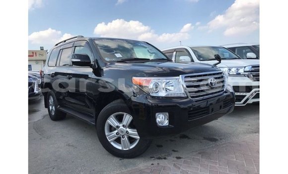 Acheter Import Voiture Toyota Land Cruiser Noir à Import - Dubai, Barh el Gazel Acheter Import Voiture Toyota Land Cruiser Noir à Import - Dubai, Barh el Gazel