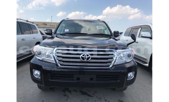 Acheter Import Voiture Toyota Land Cruiser Noir à Import - Dubai, Barh el Gazel Acheter Import Voiture Toyota Land Cruiser Noir à Import - Dubai, Barh el Gazel