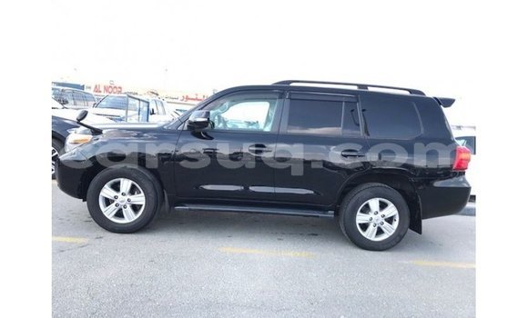 Acheter Import Voiture Toyota Land Cruiser Noir à Import - Dubai, Barh el Gazel Acheter Import Voiture Toyota Land Cruiser Noir à Import - Dubai, Barh el Gazel