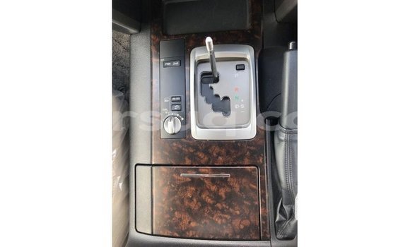 Acheter Import Voiture Toyota Land Cruiser Noir à Import - Dubai, Barh el Gazel Acheter Import Voiture Toyota Land Cruiser Noir à Import - Dubai, Barh el Gazel