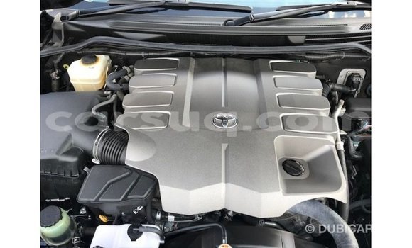 Acheter Import Voiture Toyota Land Cruiser Noir à Import - Dubai, Barh el Gazel Acheter Import Voiture Toyota Land Cruiser Noir à Import - Dubai, Barh el Gazel