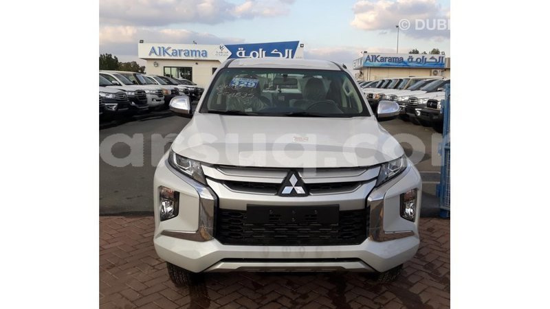 Big with watermark mitsubishi l200 barh el gazel import dubai 2177