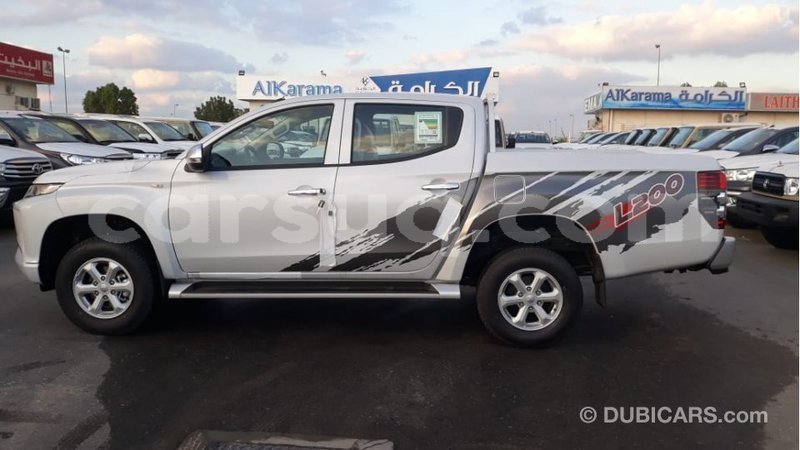 Big with watermark mitsubishi l200 barh el gazel import dubai 2177