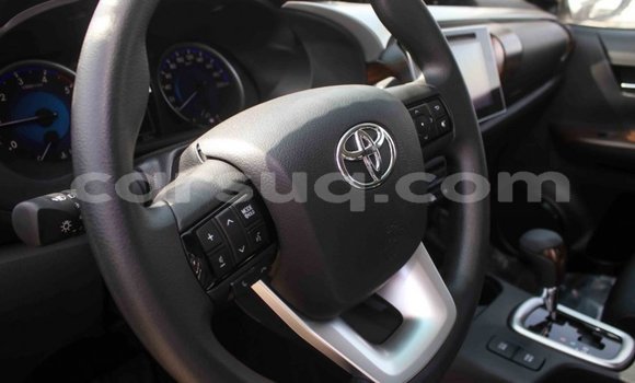 Buy Import Toyota Hilux White Car in Import - Dubai in Barh el Gazel Buy Import Toyota Hilux White Car in Import - Dubai in Barh el Gazel