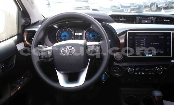 Buy Import Toyota Hilux White Car in Import - Dubai in Barh el Gazel Buy Import Toyota Hilux White Car in Import - Dubai in Barh el Gazel