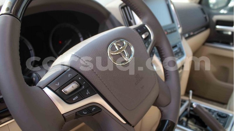 Big with watermark toyota land cruiser barh el gazel import dubai 2185