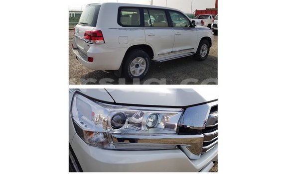 Buy Import Toyota Land Cruiser White Car in Import - Dubai in Barh el Gazel Buy Import Toyota Land Cruiser White Car in Import - Dubai in Barh el Gazel