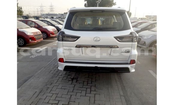 Acheter Import Voiture Lexus LX Blanc à Import - Dubai, Barh el Gazel Acheter Import Voiture Lexus LX Blanc à Import - Dubai, Barh el Gazel