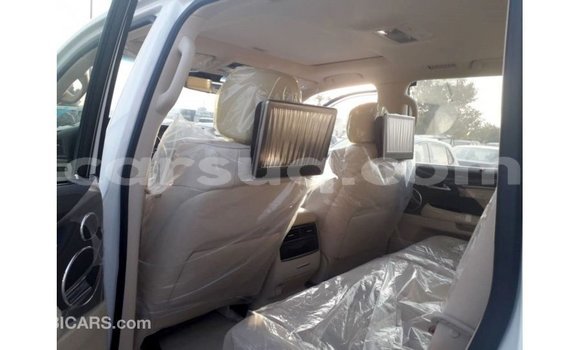 Acheter Import Voiture Lexus LX Blanc à Import - Dubai, Barh el Gazel Acheter Import Voiture Lexus LX Blanc à Import - Dubai, Barh el Gazel