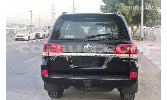Buy Import Toyota Land Cruiser Black Car in Import - Dubai in Barh el Gazel Buy Import Toyota Land Cruiser Black Car in Import - Dubai in Barh el Gazel