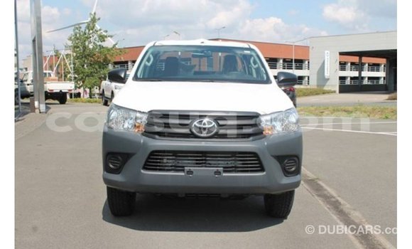 Buy Import Toyota Hilux White Car in Import - Dubai in Barh el Gazel Buy Import Toyota Hilux White Car in Import - Dubai in Barh el Gazel