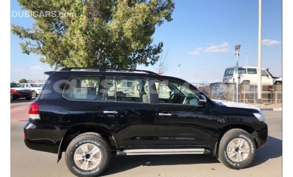 Buy Import Toyota Land Cruiser Black Car in Import - Dubai in Barh el Gazel Buy Import Toyota Land Cruiser Black Car in Import - Dubai in Barh el Gazel