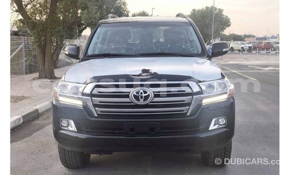 Buy Import Toyota Land Cruiser Black Car in Import - Dubai in Barh el Gazel Buy Import Toyota Land Cruiser Black Car in Import - Dubai in Barh el Gazel