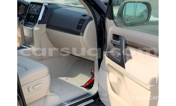 Buy Import Toyota Land Cruiser Black Car in Import - Dubai in Barh el Gazel Buy Import Toyota Land Cruiser Black Car in Import - Dubai in Barh el Gazel