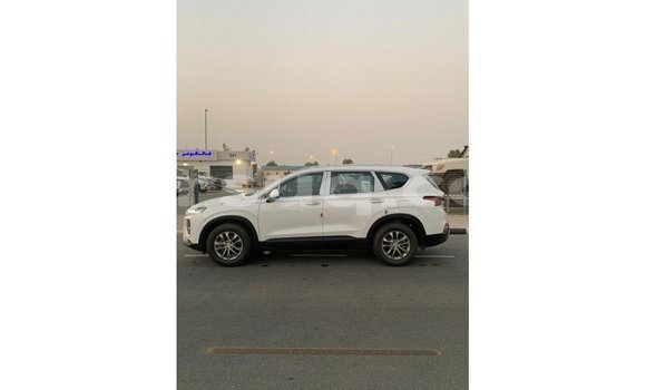 Buy Import Hyundai Santa Fe White Car in Import - Dubai in Barh el Gazel Buy Import Hyundai Santa Fe White Car in Import - Dubai in Barh el Gazel