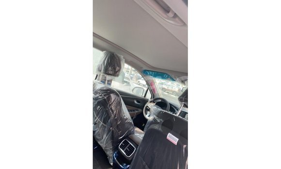 Buy Import Hyundai Santa Fe White Car in Import - Dubai in Barh el Gazel Buy Import Hyundai Santa Fe White Car in Import - Dubai in Barh el Gazel