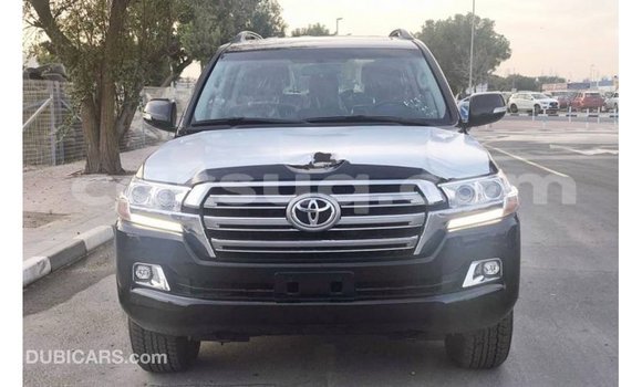 Buy Import Toyota Land Cruiser Black Car in Import - Dubai in Barh el Gazel Buy Import Toyota Land Cruiser Black Car in Import - Dubai in Barh el Gazel