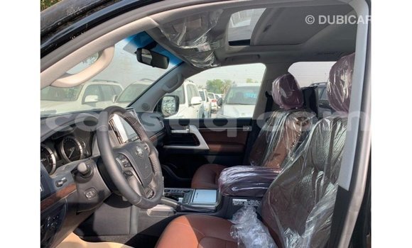 Buy Import Toyota Land Cruiser Black Car in Import - Dubai in Barh el Gazel Buy Import Toyota Land Cruiser Black Car in Import - Dubai in Barh el Gazel