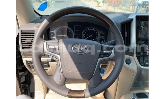 Buy Import Toyota Land Cruiser Black Car in Import - Dubai in Barh el Gazel Buy Import Toyota Land Cruiser Black Car in Import - Dubai in Barh el Gazel