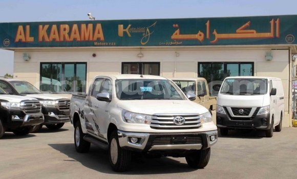 Buy Import Toyota Hilux White Car in Import - Dubai in Barh el Gazel Buy Import Toyota Hilux White Car in Import - Dubai in Barh el Gazel