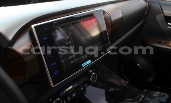 Buy Import Toyota Hilux White Car in Import - Dubai in Barh el Gazel Buy Import Toyota Hilux White Car in Import - Dubai in Barh el Gazel