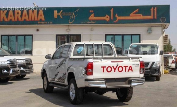 Buy Import Toyota Hilux White Car in Import - Dubai in Barh el Gazel Buy Import Toyota Hilux White Car in Import - Dubai in Barh el Gazel