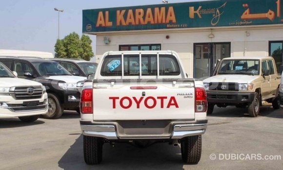 Buy Import Toyota Hilux White Car in Import - Dubai in Barh el Gazel Buy Import Toyota Hilux White Car in Import - Dubai in Barh el Gazel