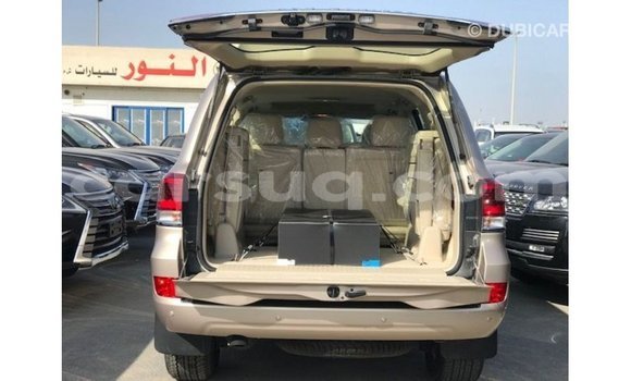 Acheter Import Voiture Toyota Land Cruiser Autre à Import - Dubai, Barh el Gazel Acheter Import Voiture Toyota Land Cruiser Autre à Import - Dubai, Barh el Gazel