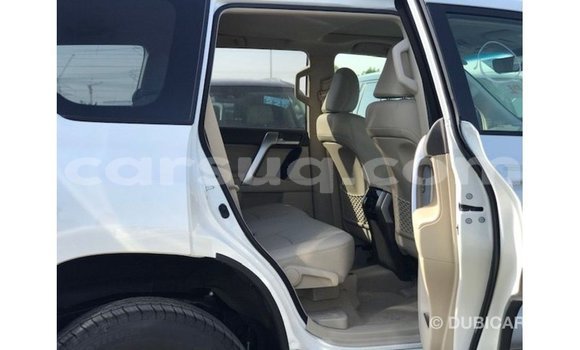 Acheter Import Voiture Toyota Prado Blanc à Import - Dubai, Barh el Gazel Acheter Import Voiture Toyota Prado Blanc à Import - Dubai, Barh el Gazel