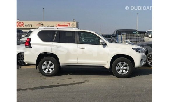 Acheter Import Voiture Toyota Prado Blanc à Import - Dubai, Barh el Gazel Acheter Import Voiture Toyota Prado Blanc à Import - Dubai, Barh el Gazel