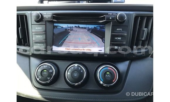 Acheter Import Voiture Toyota 4Runner Blanc à Import - Dubai, Barh el Gazel Acheter Import Voiture Toyota 4Runner Blanc à Import - Dubai, Barh el Gazel