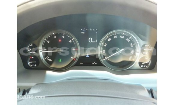 Acheter Import Voiture Toyota Land Cruiser Blanc à Import - Dubai, Barh el Gazel Acheter Import Voiture Toyota Land Cruiser Blanc à Import - Dubai, Barh el Gazel