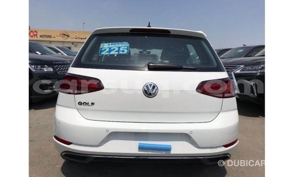 Acheter Import Voiture Volkswagen Golf Blanc à Import - Dubai, Barh el Gazel Acheter Import Voiture Volkswagen Golf Blanc à Import - Dubai, Barh el Gazel