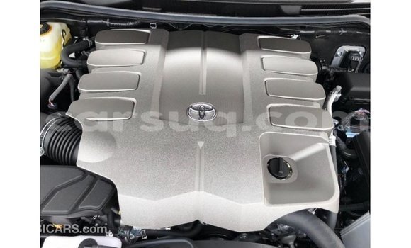 Acheter Import Voiture Toyota Land Cruiser Noir à Import - Dubai, Barh el Gazel Acheter Import Voiture Toyota Land Cruiser Noir à Import - Dubai, Barh el Gazel