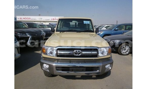 Acheter Import Voiture Toyota Land Cruiser Beige à Import - Dubai, Barh el Gazel Acheter Import Voiture Toyota Land Cruiser Beige à Import - Dubai, Barh el Gazel