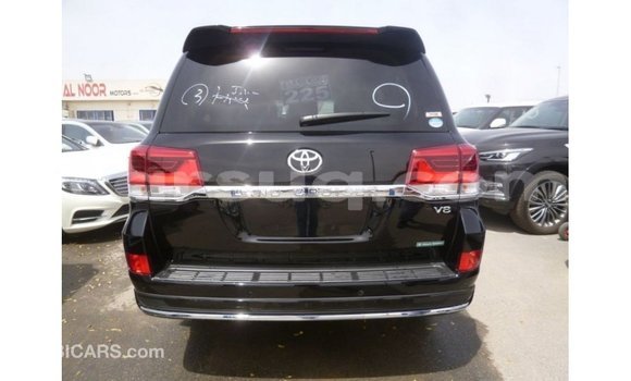 Acheter Import Voiture Toyota Land Cruiser Noir à Import - Dubai, Barh el Gazel Acheter Import Voiture Toyota Land Cruiser Noir à Import - Dubai, Barh el Gazel