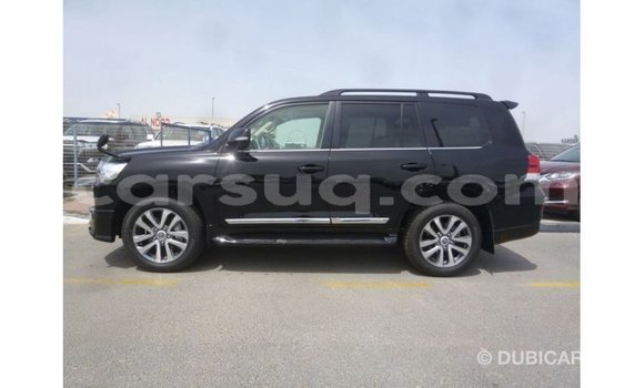 Acheter Import Voiture Toyota Land Cruiser Noir à Import - Dubai, Barh el Gazel Acheter Import Voiture Toyota Land Cruiser Noir à Import - Dubai, Barh el Gazel