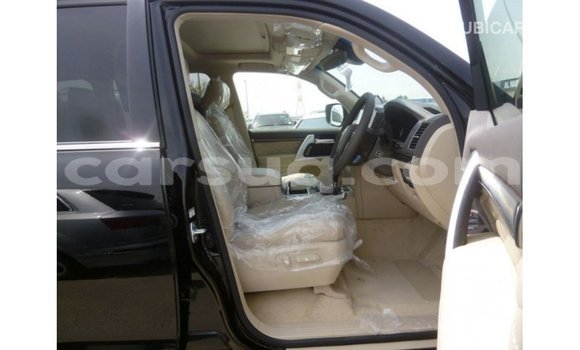Acheter Import Voiture Toyota Land Cruiser Noir à Import - Dubai, Barh el Gazel Acheter Import Voiture Toyota Land Cruiser Noir à Import - Dubai, Barh el Gazel
