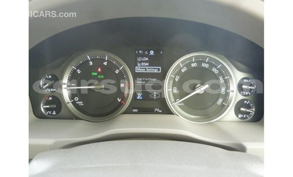 Acheter Import Voiture Toyota Land Cruiser Blanc à Import - Dubai, Barh el Gazel Acheter Import Voiture Toyota Land Cruiser Blanc à Import - Dubai, Barh el Gazel