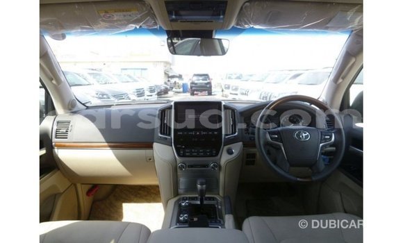 Acheter Import Voiture Toyota Land Cruiser Noir à Import - Dubai, Barh el Gazel Acheter Import Voiture Toyota Land Cruiser Noir à Import - Dubai, Barh el Gazel