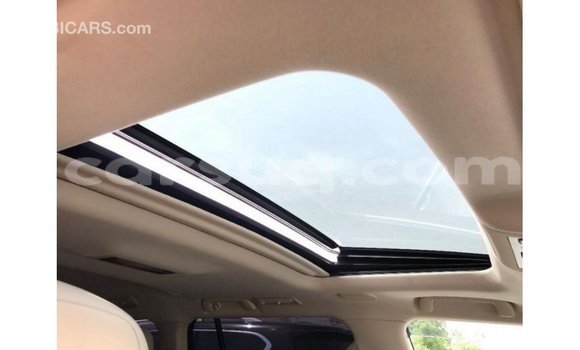 Acheter Import Voiture Toyota Land Cruiser Blanc à Import - Dubai, Barh el Gazel Acheter Import Voiture Toyota Land Cruiser Blanc à Import - Dubai, Barh el Gazel